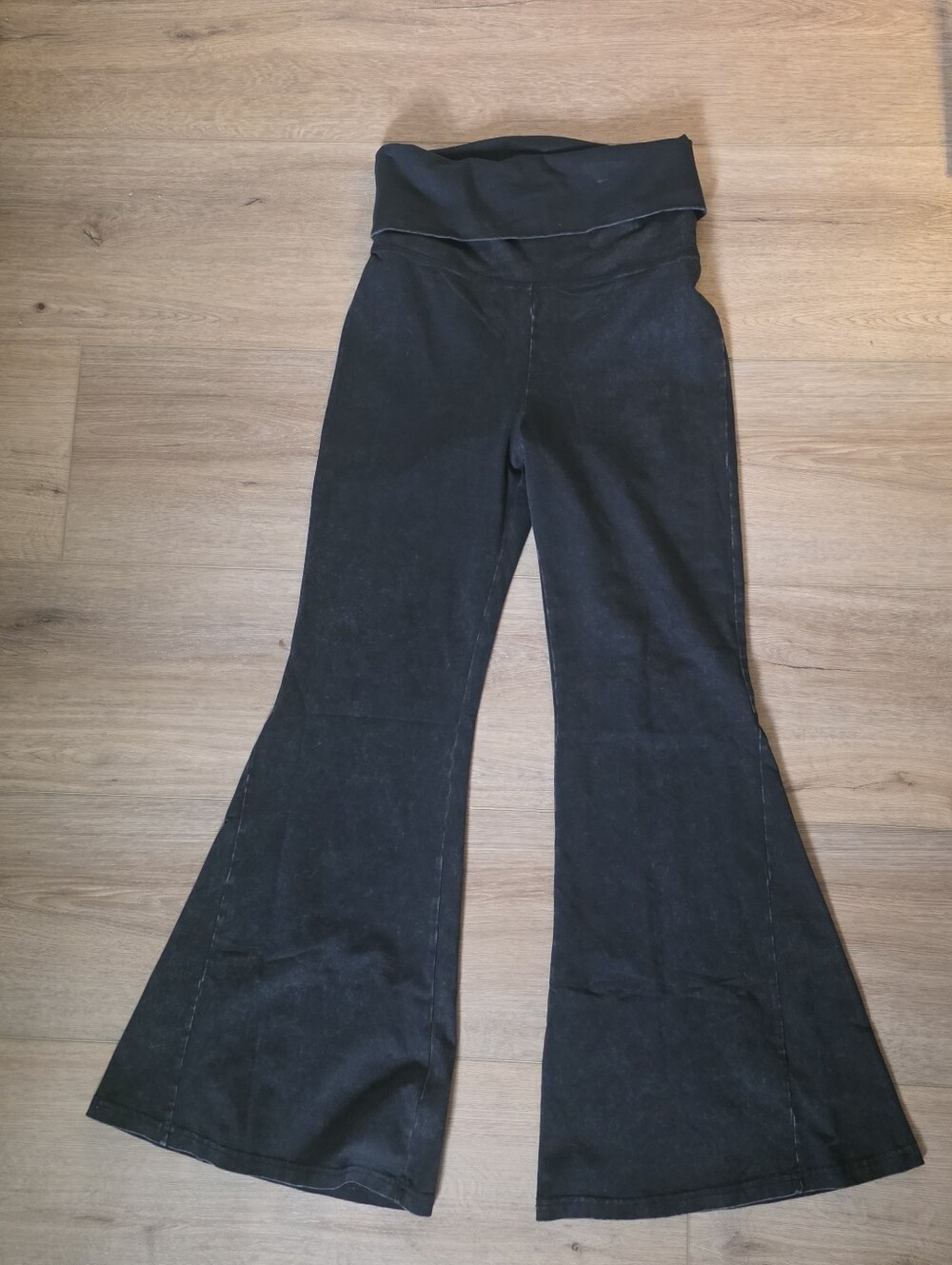 OFFLINE by Aerie OG Foldover Super Flare Leggings, Size Medium Short